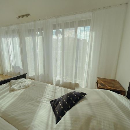 Luxury 150M2 Suite In Most Desirable Area Of Historic Central Wenen Buitenkant foto