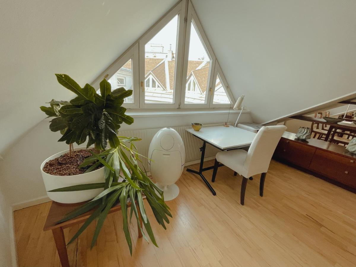Luxury 150M2 Suite In Most Desirable Area Of Historic Central Wenen Buitenkant foto