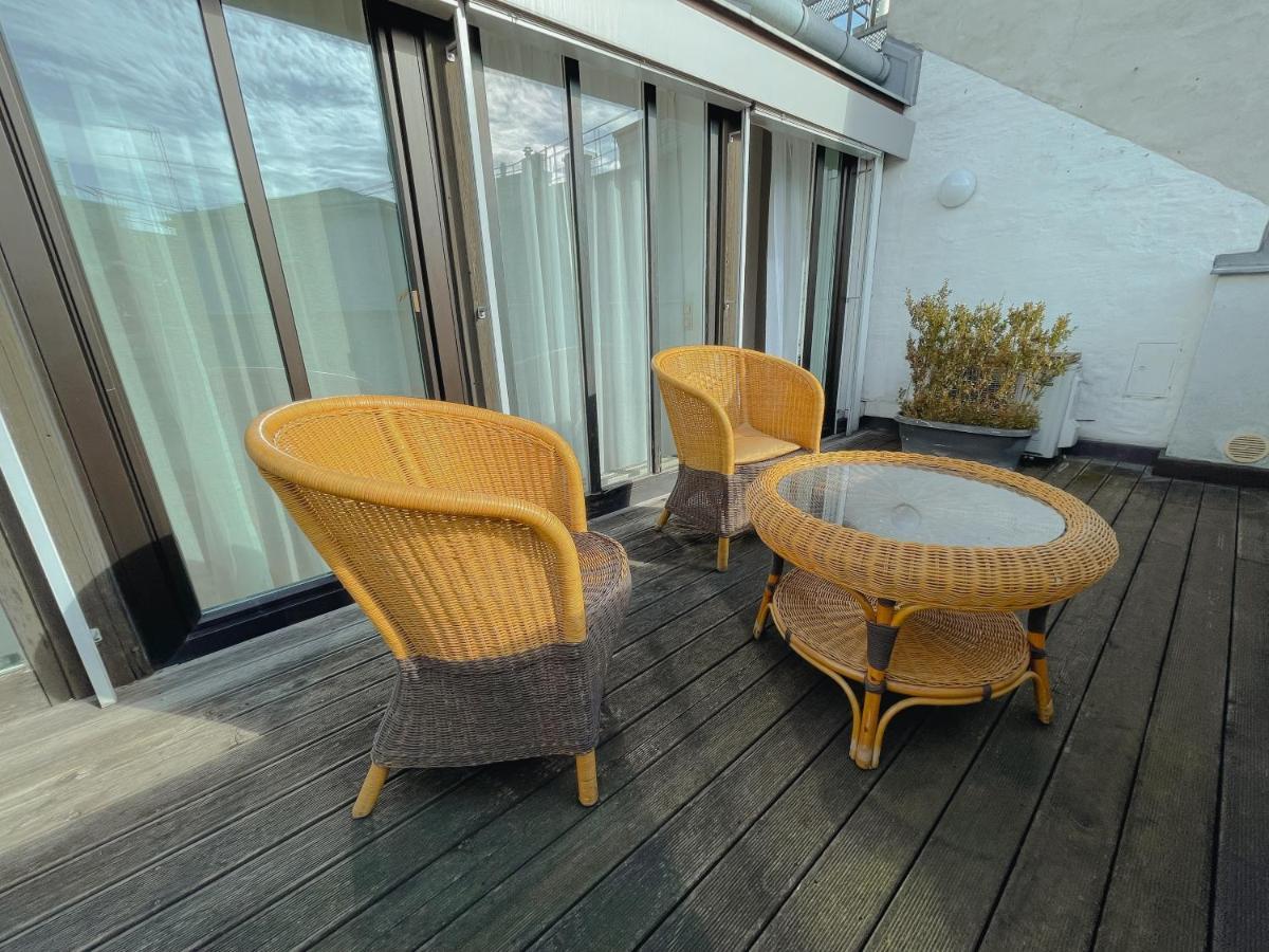 Luxury 150M2 Suite In Most Desirable Area Of Historic Central Wenen Buitenkant foto